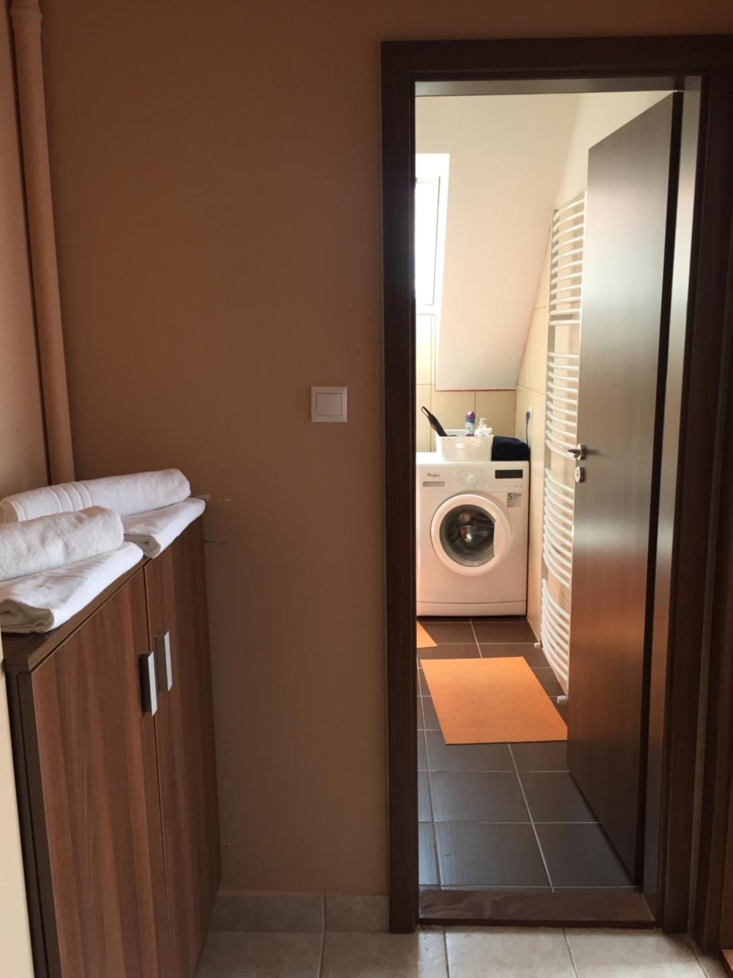 Palank Apartman Mosonmagyaróvár Екстериор снимка