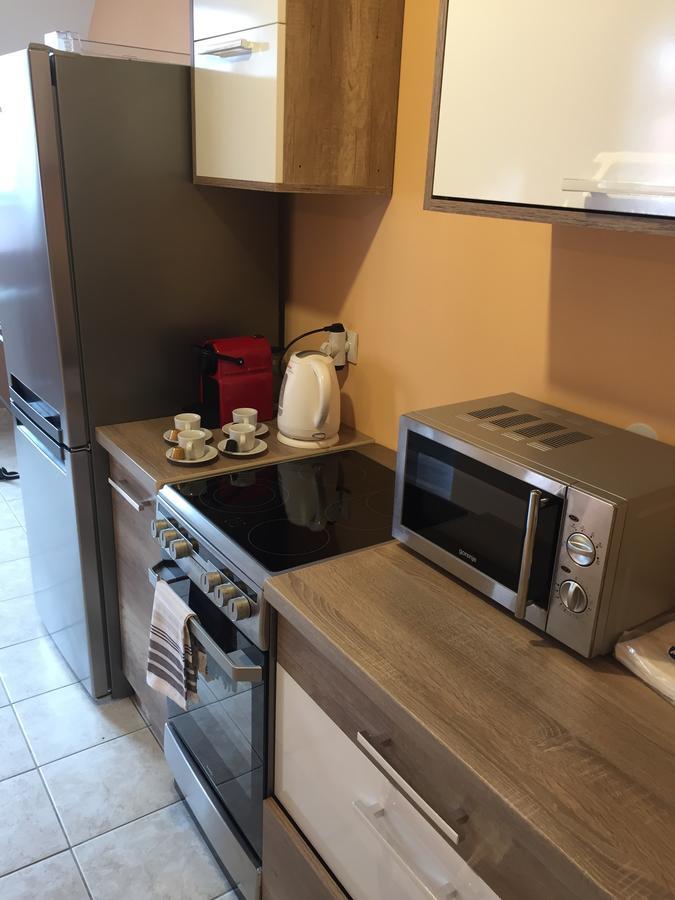 Palank Apartman Mosonmagyaróvár Екстериор снимка